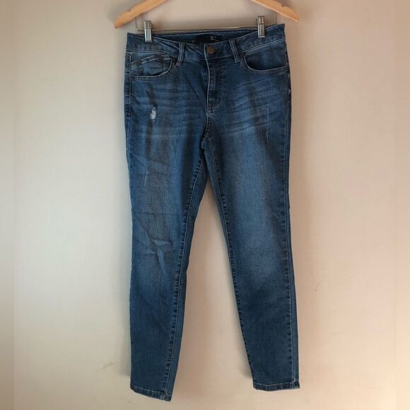1822 Denim | Basic Blue Jeans - Picture 1 of 5